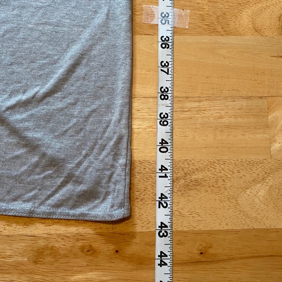 LovPosh Hi-Lo gray skirt w/elastic waist band - Picture 7 of 13